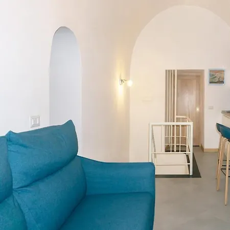 Il Tipo In The Heart Of Apartment *